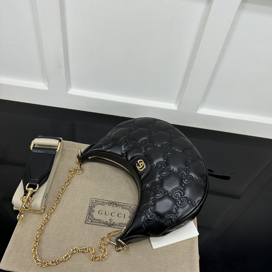 Gucci Hobo Bags